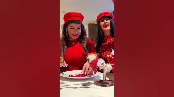 One fine dinner❤️❤️ #enjoy #enjoylife #dinner #love #red #heart #friends #flowers #girlsinred - DayDayNews
