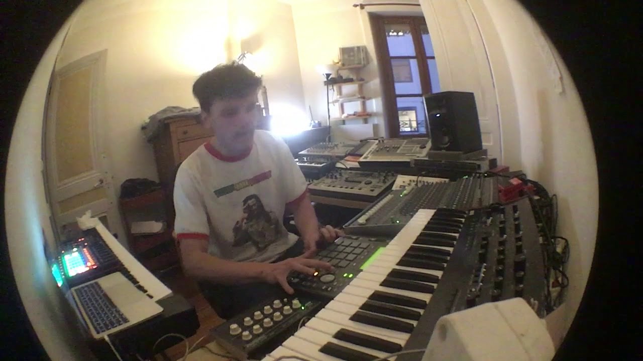 Sweely Home Grooves With AKAI MPC 1000 / Vermona Kick Lancet / APC 40 / Ableton Live