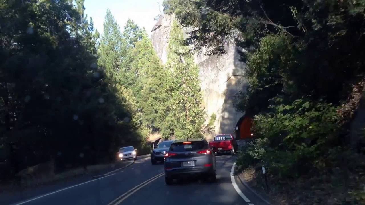 Wawona Tunnel and Tunnel View Viewpoint
