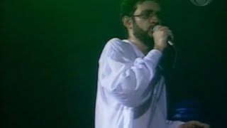 Video thumbnail of "Legião Urbana - Pais E Filhos (ao vivo)"