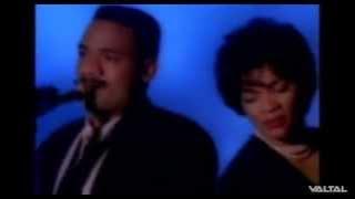 Kirk Whalum feat Jevetta Steele - Love is a losing game