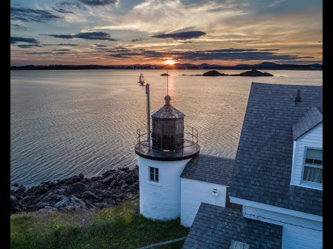 Vinalhaven Maine. Smoked lobster!! Eps 26
