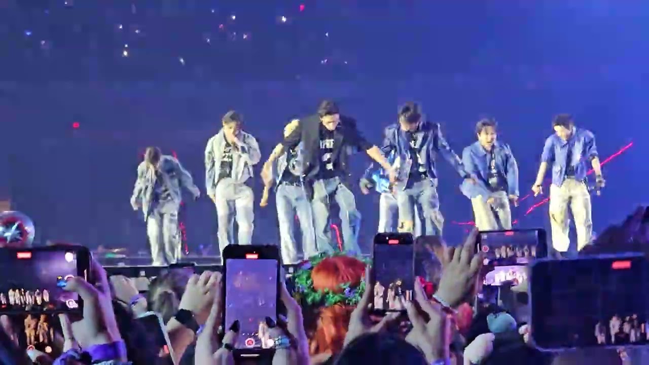 Stray Kids Dominate Tour in Arlington Day 1 - Giant + Walkin on Water + S-Class