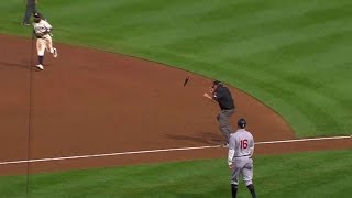 CHC@PIT: Bell flips to LeBlanc to retire Heyward