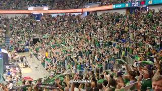 El Carpena Cantando I Will Survive En El 3 Partido Semifinales Acb Unicaja Málaga 79-90 Fc Barcelona