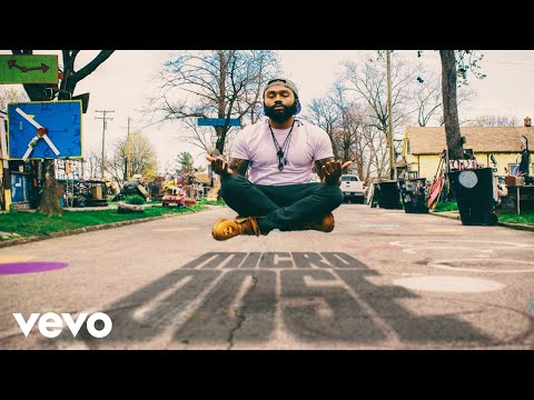 Courtney Bell - Walk With Me (Official Lyric Video)