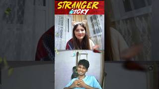 La Moitié De La Mienne Vicky Létrangère