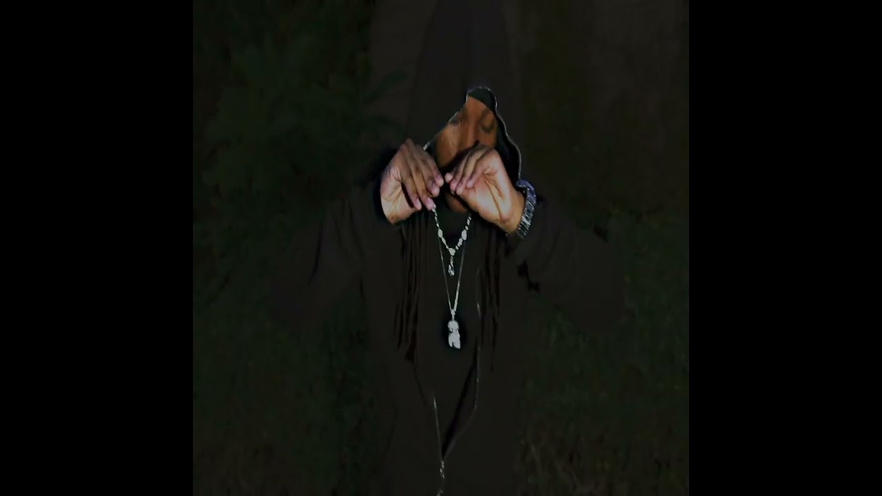 Watch maajins - fables (visualizer) on YouTube Watch maajins - fables (visualizer) on YouTube