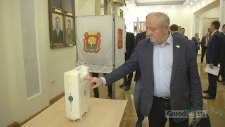 Депутаты приняли отставку мэра Липецка