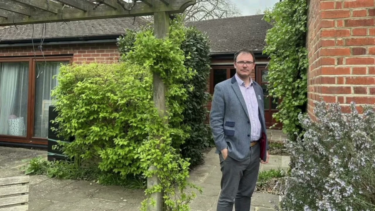 Mortgage refused 'for hosting Ukrainian refugees'