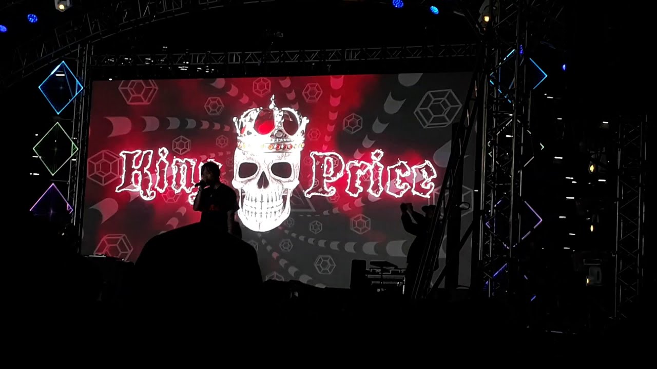 Pricetagg brings out Because @ Fliptop Festival ( Flight Mode Live )