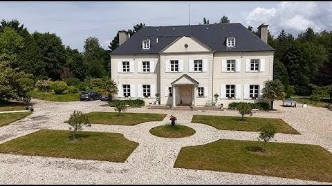 For Sale - Manor House & Guest House, Pool and Outbuildings with view of Mont-St-Michel - LNH10805