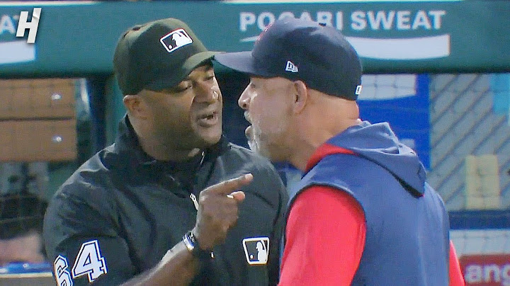Alex Cora gets EJECTED for the 2nd straight game 😳
