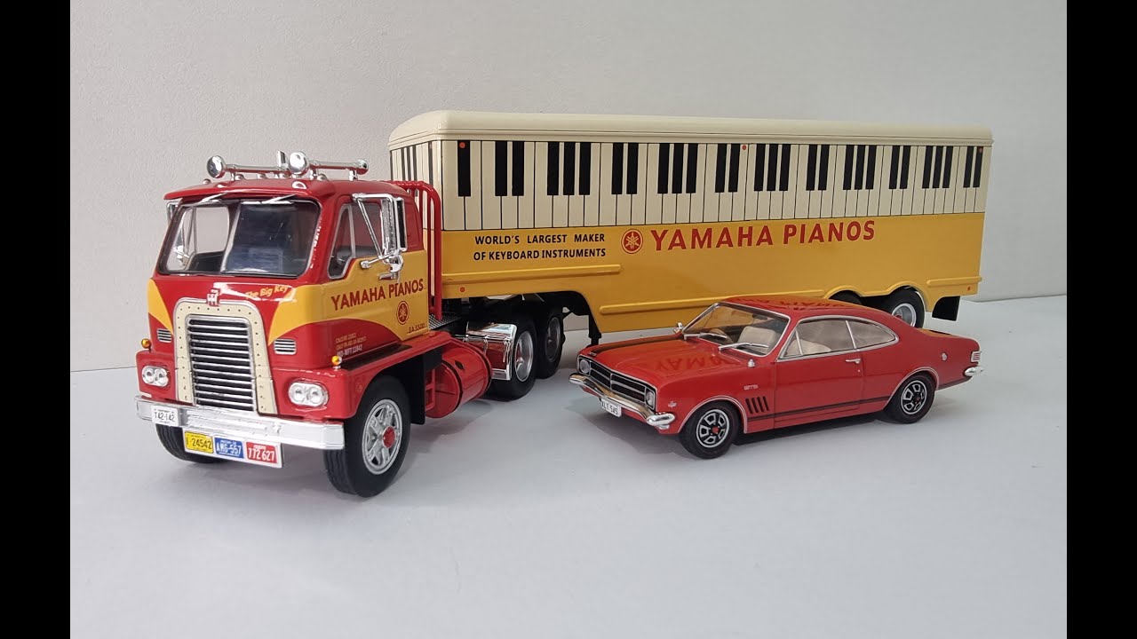 1959 INTERNATIONAL HARVESTER DCOF-405 PRIME MOVER & TRAILER YAMAHA PIANOS 1/43 SCALE DIECAST TRUCK