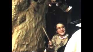 A 4 Ans , Les Prémices De Céline On The Drums...