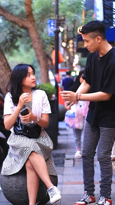 CEWEK CANTIK SALTING😍 #masukberanda #cewe #beranda #cwek #drama #storywa #cowok #gombal