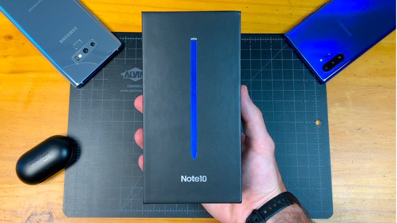 Samsung Galaxy Note 10 (Aura Glow) - Unboxing and First Impressions