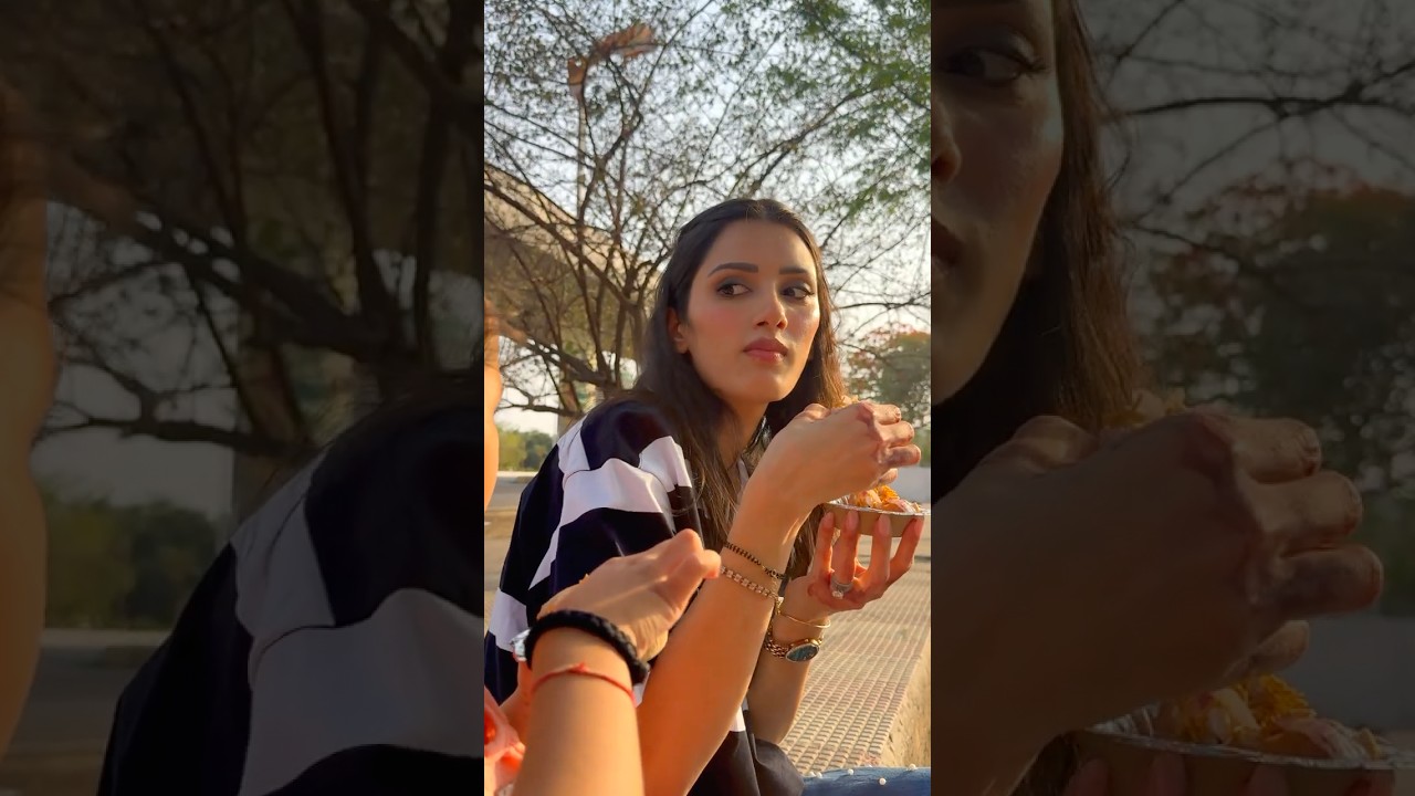 Golgappo Ka Raaz Aaya Bhar 😱 #neetubisht #funny #lakhneet #youtubeshorts #comedy #trending #shorts