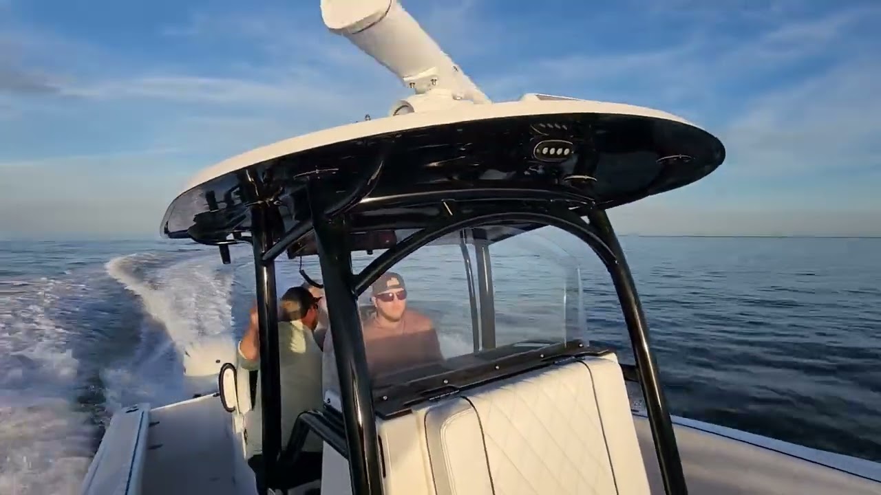 2022 CG 35 M-Series | High-Performance Fishing Machine! 