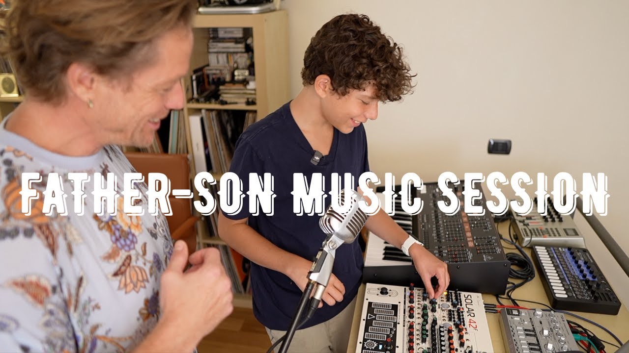 Музыкальная сессия отца и сына | Обучение 12-летнего ребёнка игре на синтезаторе Solar 42