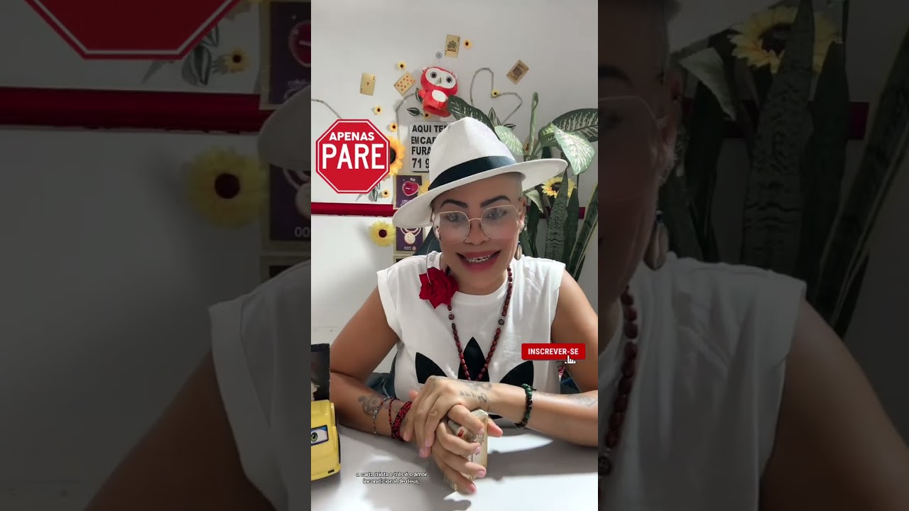 Maria Padilha dando um puxão de orelha 