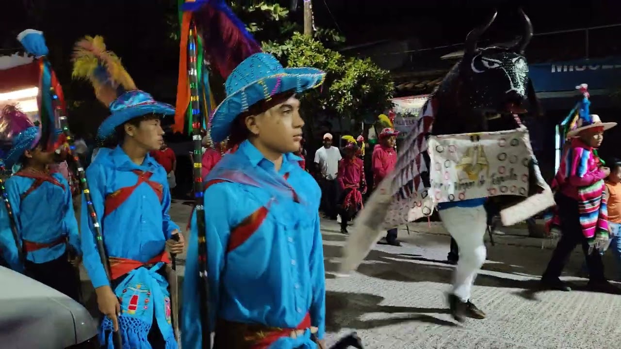Amanecida de las danzas de los vaqueros y diablitos en Azoyú Guerrero.