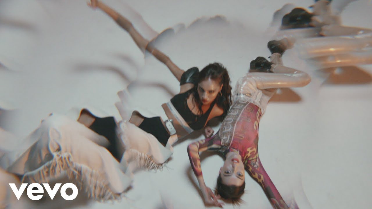 Stereo Jane - I don't wanna talk about me [Official Music Video]