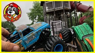 Monster Jam Toy Trucks - BIG KAHUNA & DRAGON Play at the Park and Meet a Turtle!