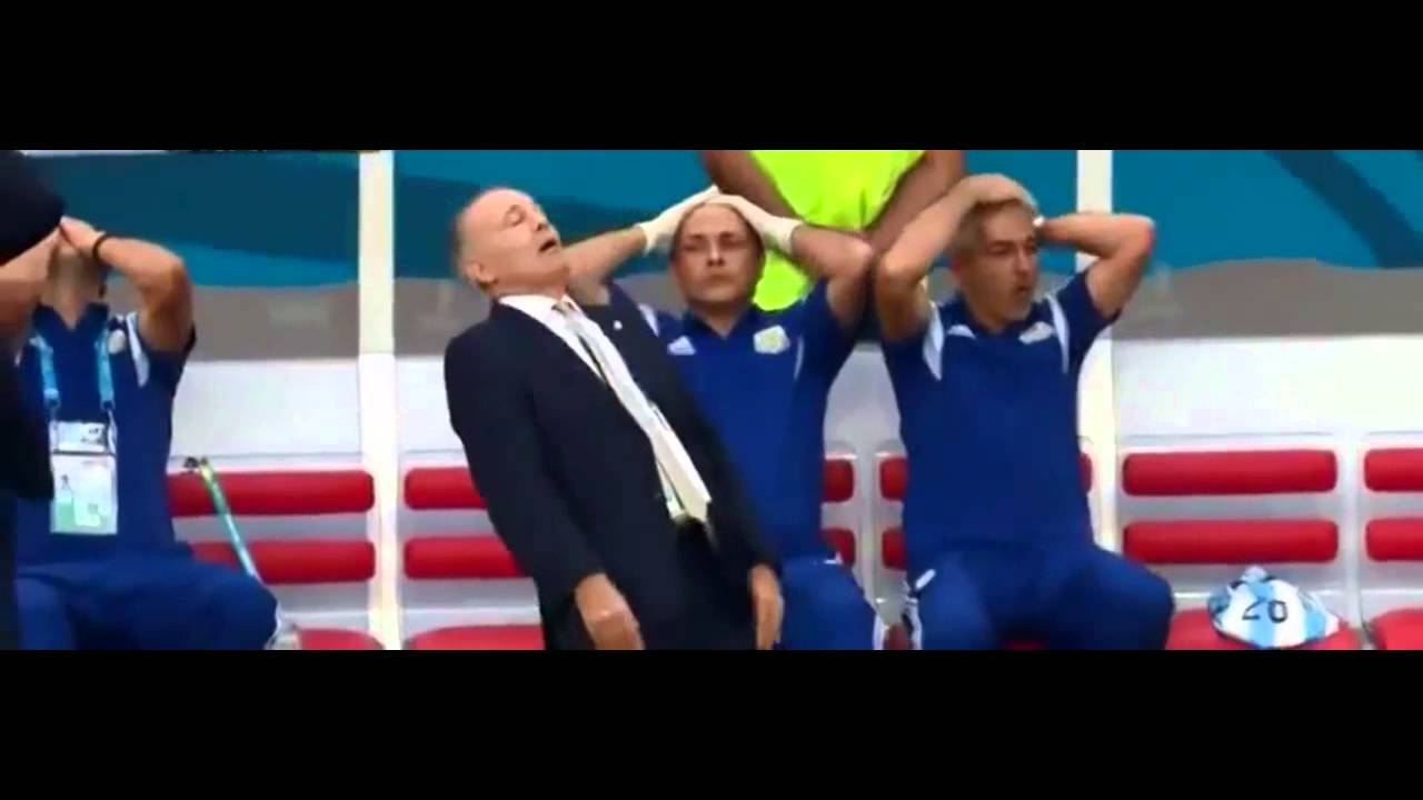 Alejandro Sabella vs Neo In  The Matrix Film