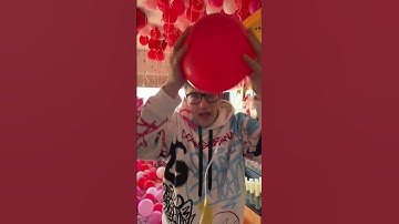 How to get balloons on the ceiling without helium life hack!!