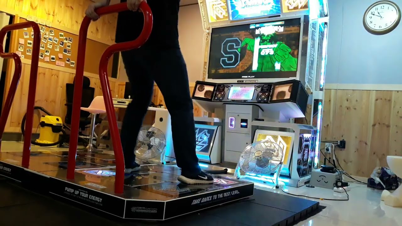 [펌프 잇 업 S.E] Mr.Larpus S20