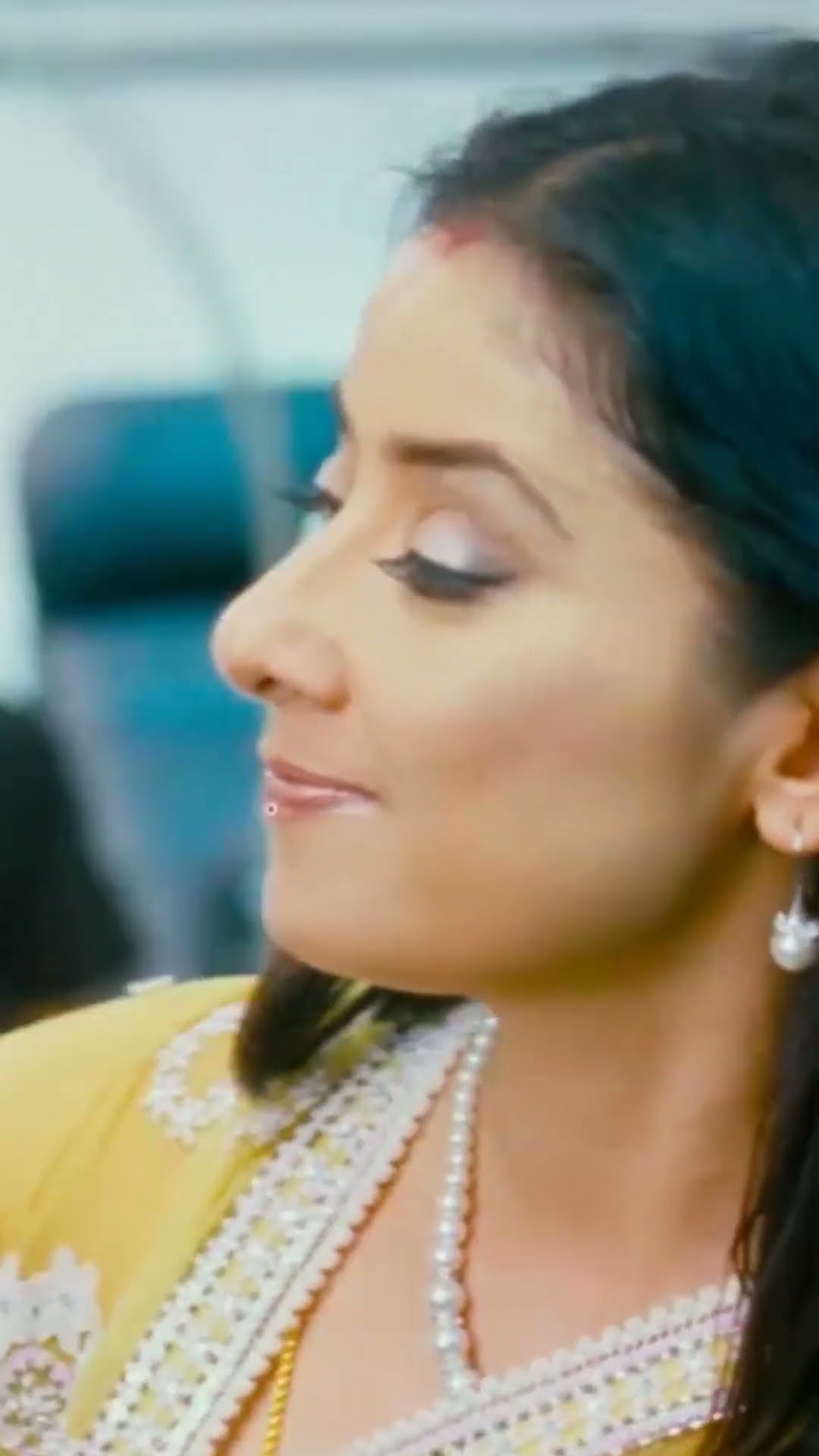 Manisha Koirala Ko Hansika Motwani Ke Faisle Pe Garv Hai #jamairaja #south #shorts #reels
