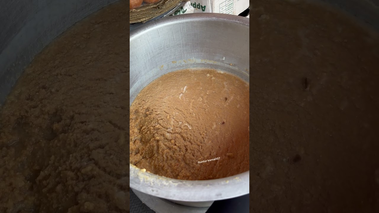 Famous kova bun only 10/- 