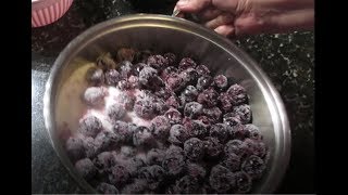 طريقه تحضير مربى الكرز وكل حبه بحبتها بابسط طريقه  cherry jam