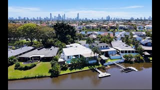 For Sale - 4 Coolong Crescent, Carrara