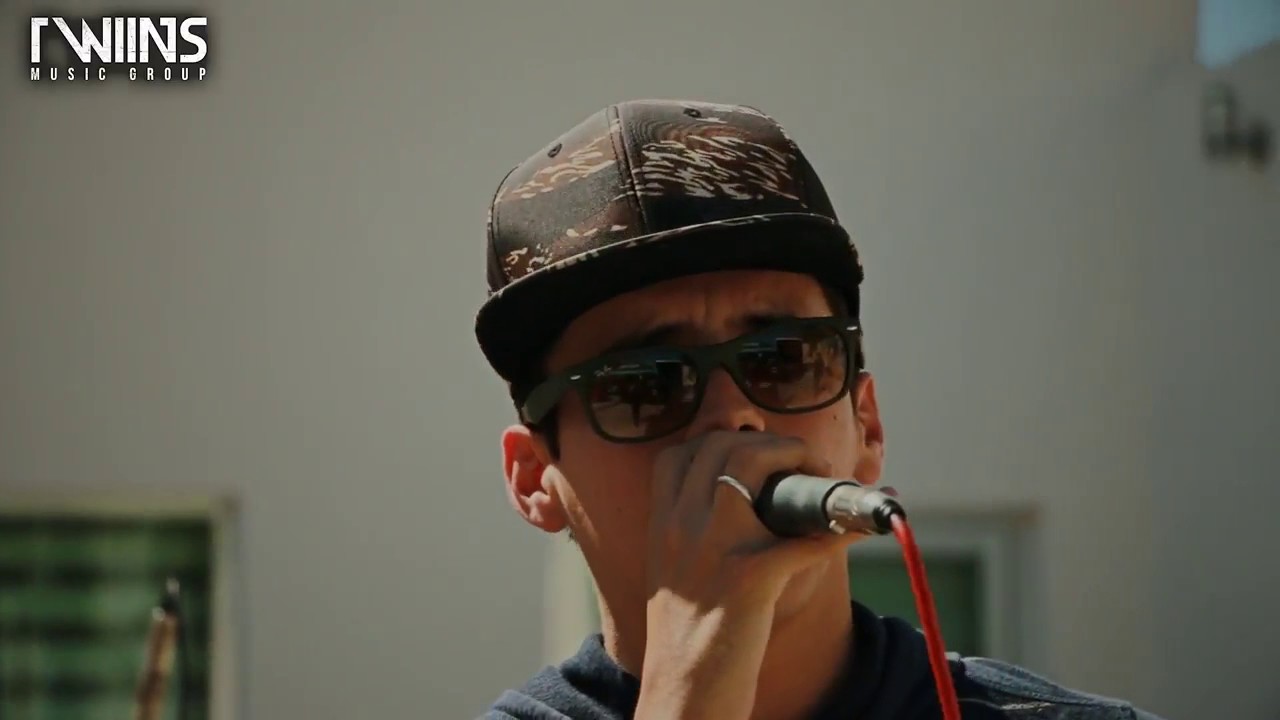 Diferente Nivel - El Mundo Te Come ( En Vivo 2017 )