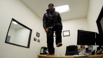 Xavier Wulf - READ EM AND WEEP (Official Video)