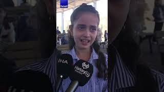 Gözyaşlarıyla Veda Etti