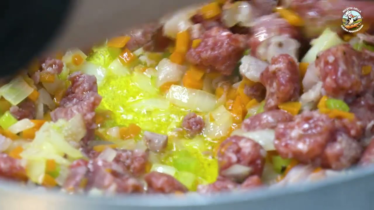 TUTORIAL TAGLIATELLE AL RAGÙ MARCHIGIANO | RICETTE CUCINA MARCHIGIANA | TRATTORIA DI FRASASSI, GENGA