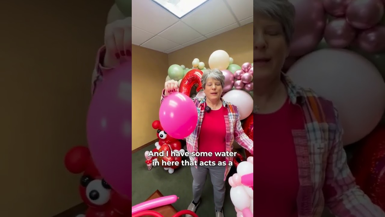 It keeps the cupcake standing tall and looking amazing! 🎂🎉 