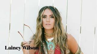 Things A Man Oughta Know~Lainey Wilson lyric video