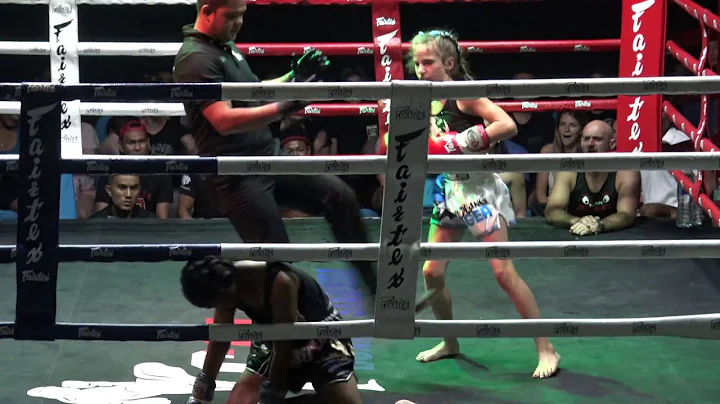 Jodie Mccarthy (Tiger Muay Thai) vs Yokpet Gor.Jar...