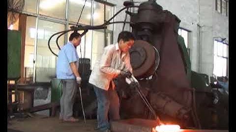 ring rolling machine make flanges