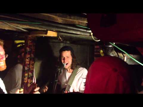 the mac demarco harmonizing