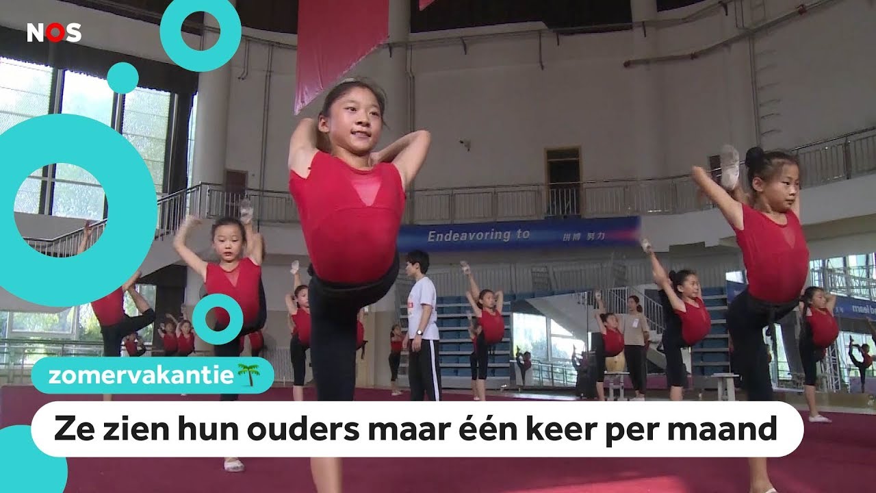 Kinderen in China trainen keihard op een acrobatenschool