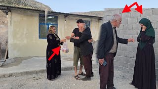 😱🚨Agha Sarmast's shocking secret after seeing Parvin | Why did he ask her to leave the house?!