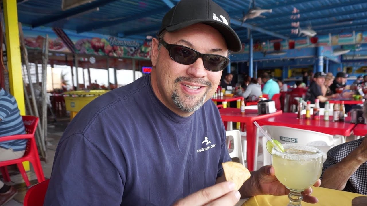 Смогли бы вы здесь ЖИТЬ или ВЫХОДИТЬ НА ПЕНСИЮ? Сан-Фелипе, Британская Колумбия, Мексика