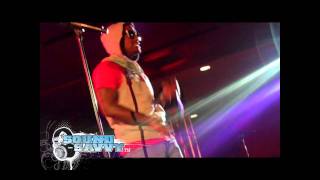 Lloyd Performs Lay It Down (LIVE at 2011 Essence Music Festival)