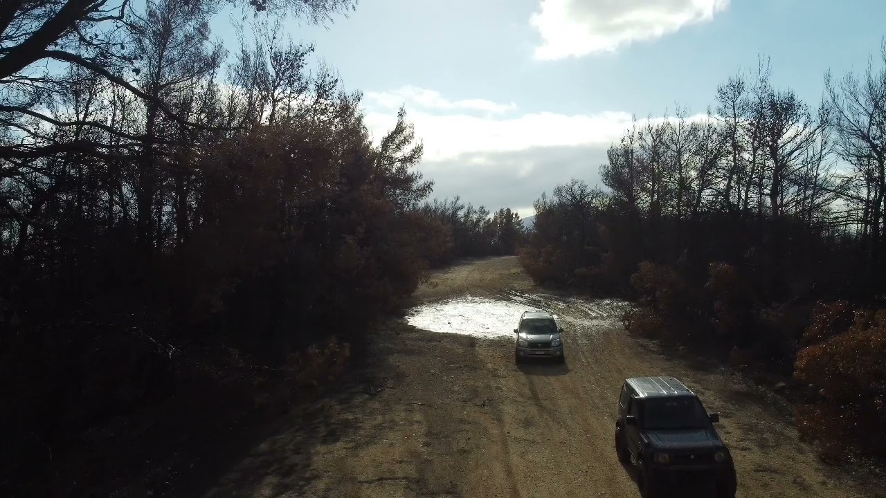 Rav4 mk2 & jimny  στην Βαρυμπόμπη