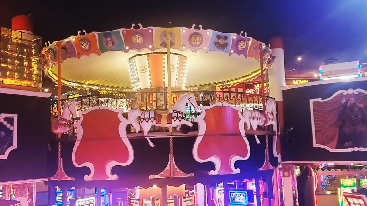 Circus Circus Carousel "Bar" 🍿